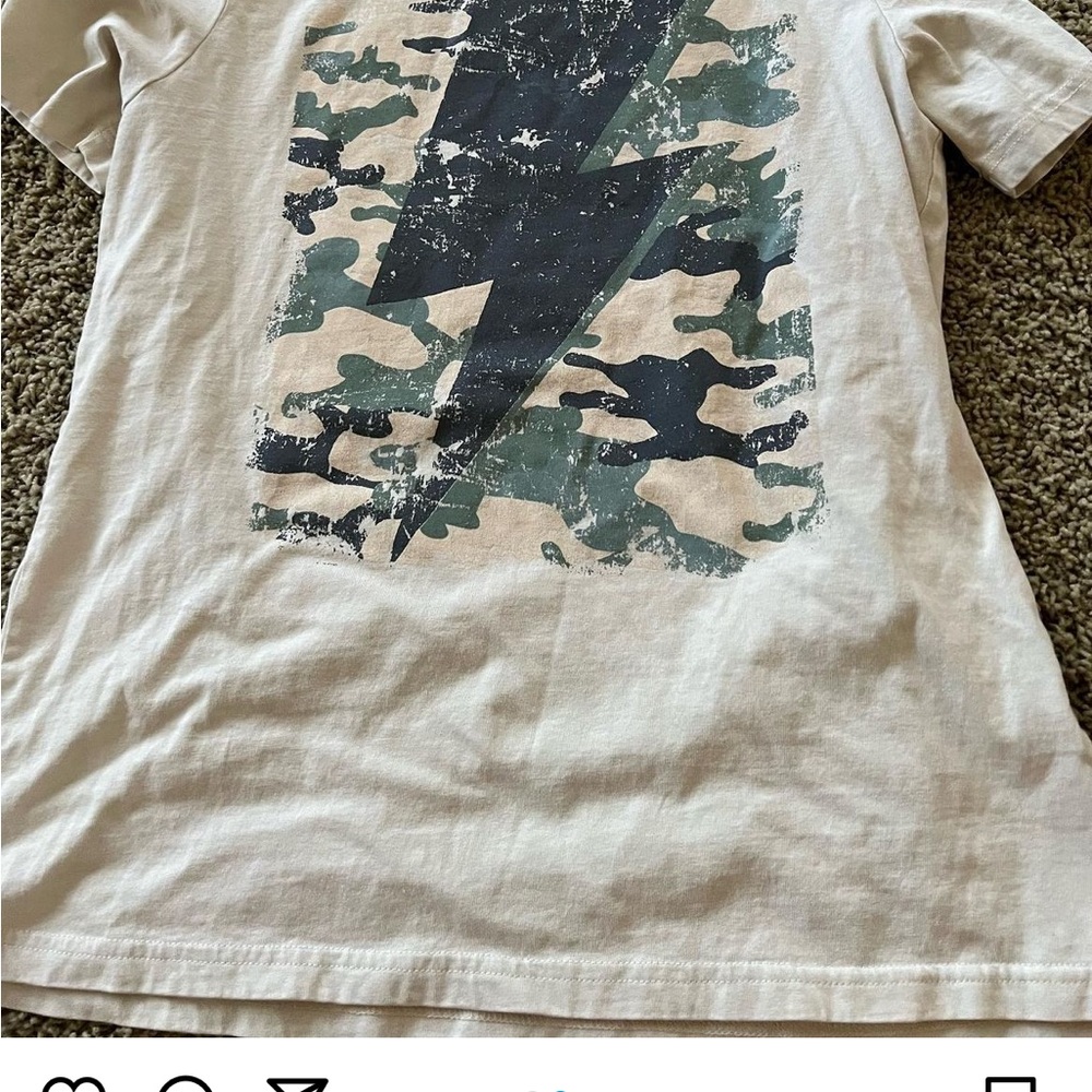 Cute boutique Tee
